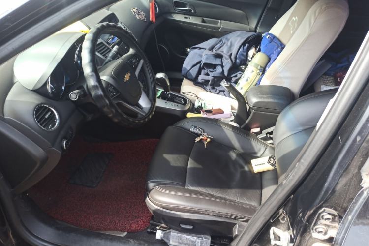 Used Chevrolet Cruze 2011 1.8L SX Automatic Transmission Left Front Seat