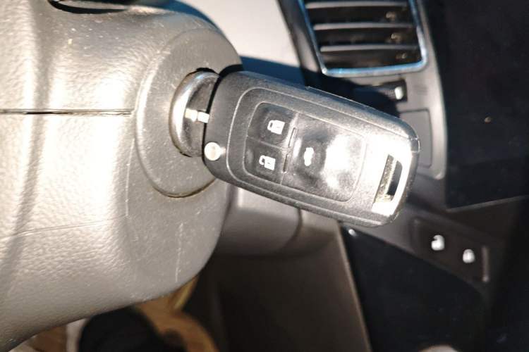 Used Chevrolet Cruze 2011 1.6L SL MT Vehicle Key