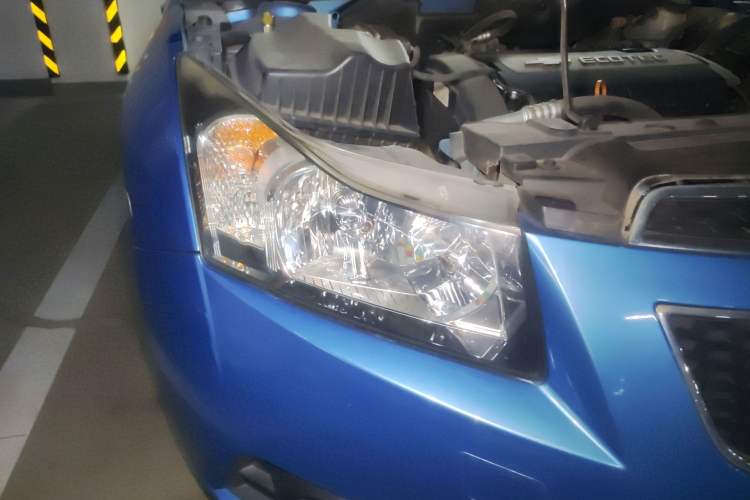 Used Chevrolet Cruze 2011 1.8L SE Automatic Right Front Headlight