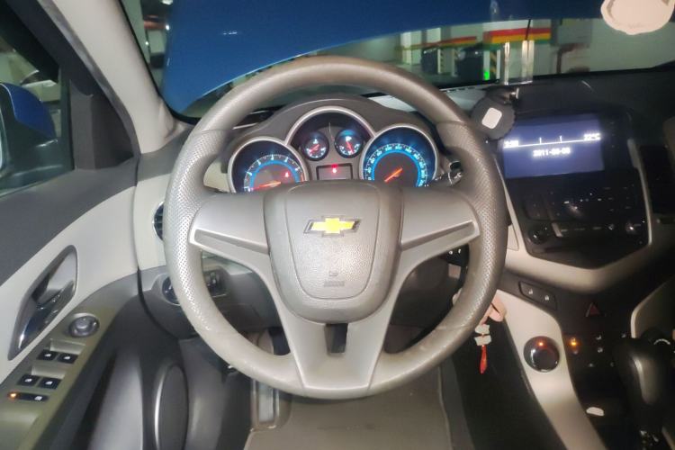 Used Chevrolet Cruze 2011 1.8L SE Automatic Steering Wheel