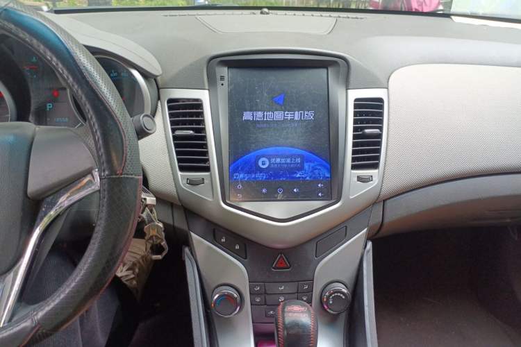 Used Chevrolet Cruze 2011 1.8L SE Automatic Audio And AC Panel