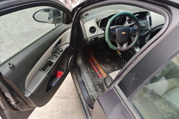 Used Chevrolet Cruze 2011 1.8L SE Automatic Driver Seat