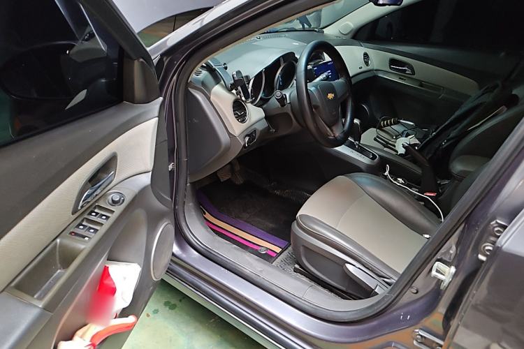 Used Chevrolet Cruze 2011 1.8L SE Automatic Driver Seat