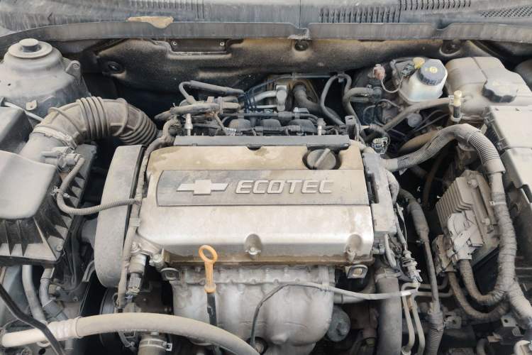 Used Chevrolet Cruze 2011 1.8L SX Automatic Transmission Engine Bay