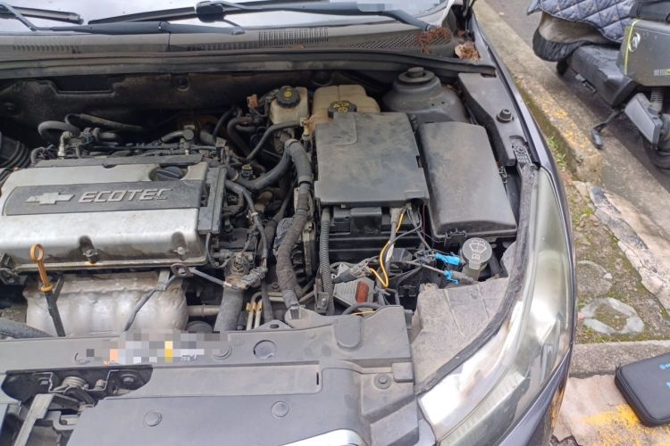 Used Chevrolet Cruze 2011 1.8L SE Automatic Engine Bay Left
