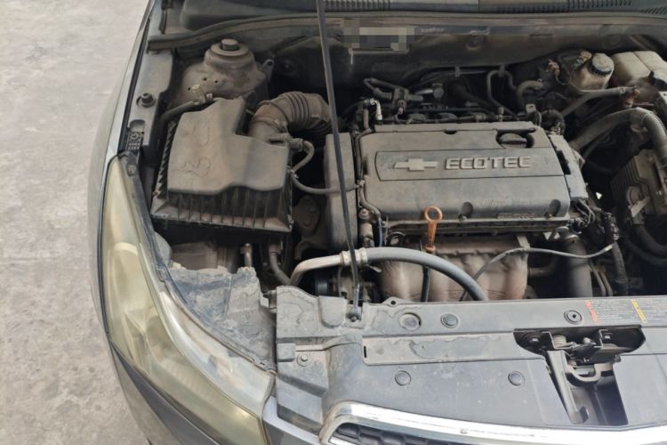 Used Chevrolet Cruze 2011 1.8L SE Automatic Engine Bay Right