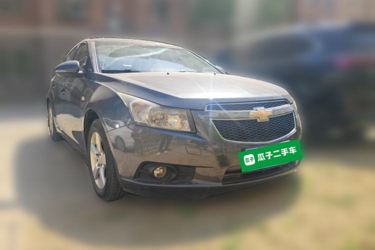 Used Chevrolet Cruze 2011 1.6L SE Automatic Front Right 45 Deg