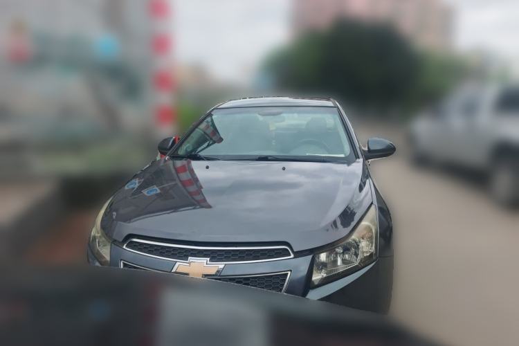 Used Chevrolet Cruze 2011 1.6L SL MT Front