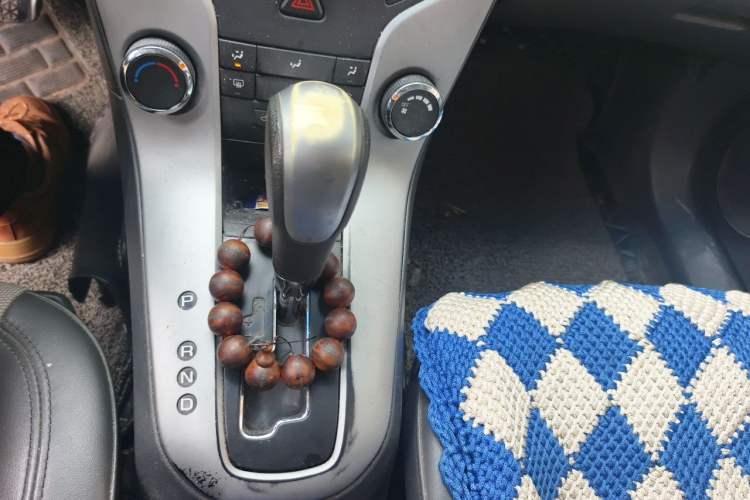 Used Chevrolet Cruze 2011 1.8L SE Automatic Gear Lever