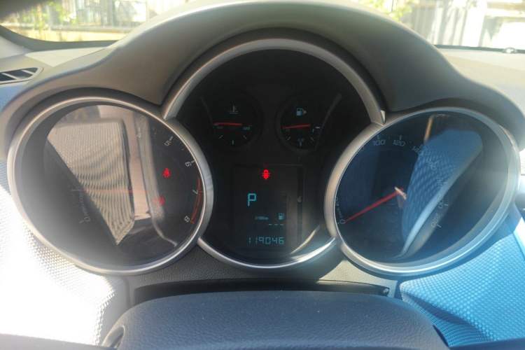 Used Chevrolet Cruze 2011 1.6L SE Automatic Instrument Cluster