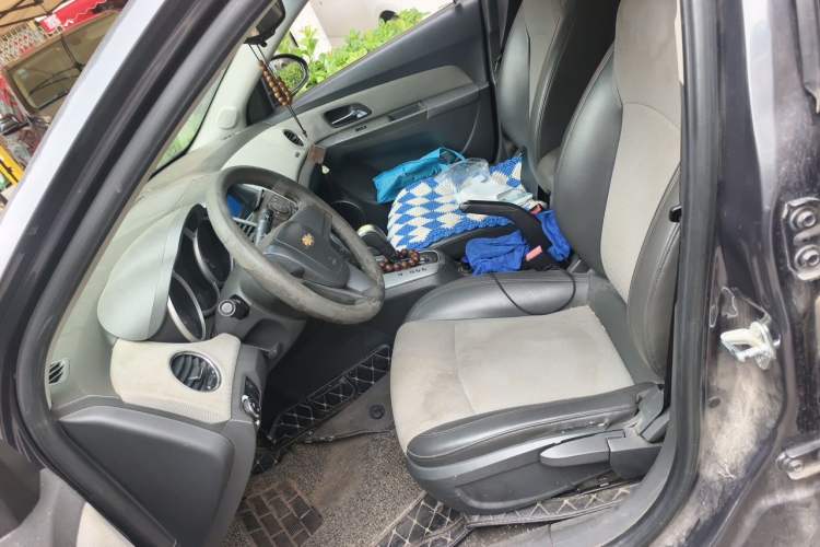 Used Chevrolet Cruze 2011 1.8L SE Automatic Left Front Seat