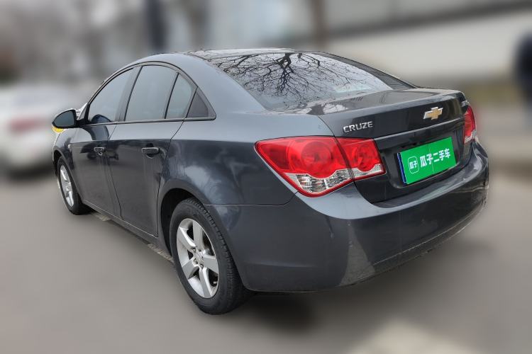 Used Chevrolet Cruze 2011 1.6L SE MT Transformers Edition Rear Left 45 Deg