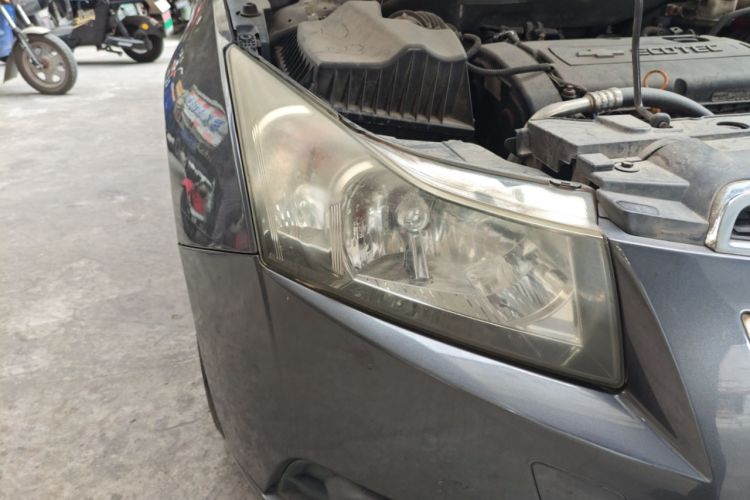 Used Chevrolet Cruze 2011 1.8L SE Automatic Right Front Headlight