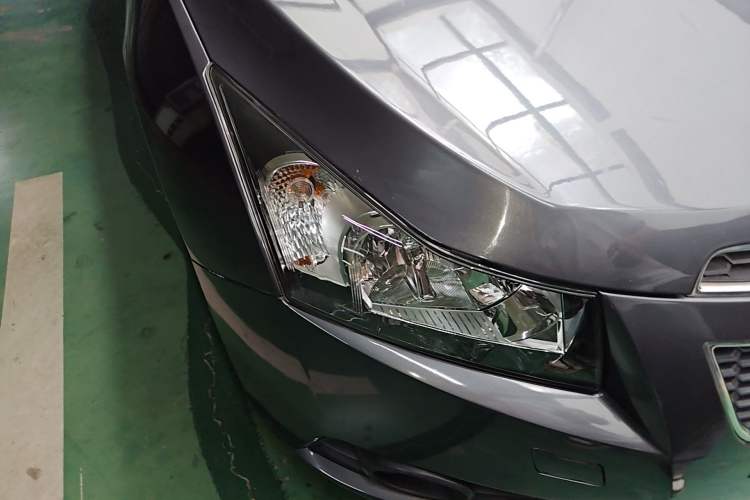 Used Chevrolet Cruze 2011 1.8L SE Automatic Right Front Headlight