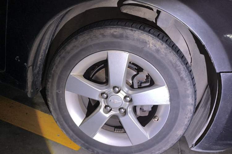 Used Chevrolet Cruze 2011 1.6L SE Automatic Right Front Wheel Hub