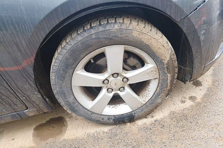Used Chevrolet Cruze 2011 1.8L SE Automatic Right Front Wheel Hub