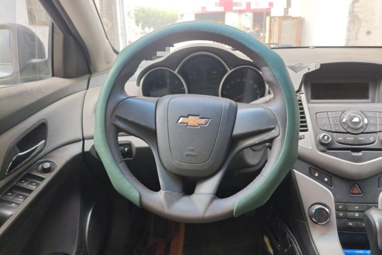 Used Chevrolet Cruze 2011 1.8L SE Automatic Steering Wheel