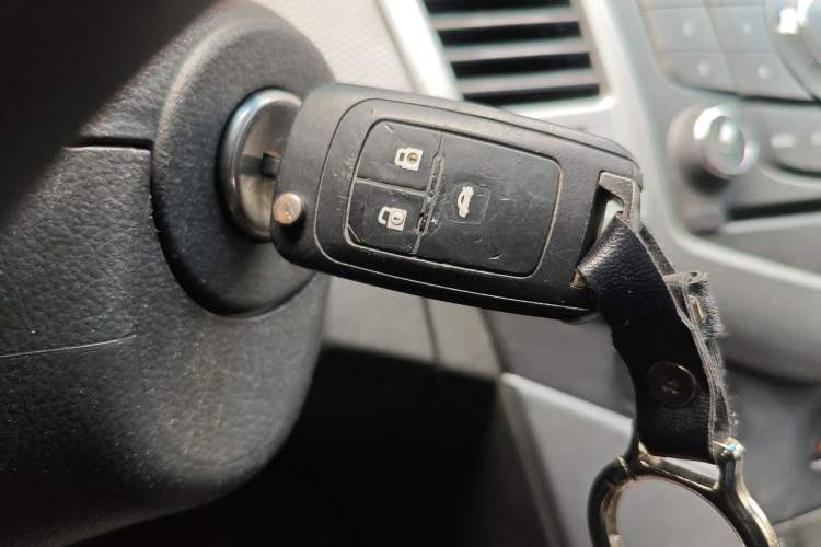 Used Chevrolet Cruze 2011 1.8L SE Automatic Vehicle Key