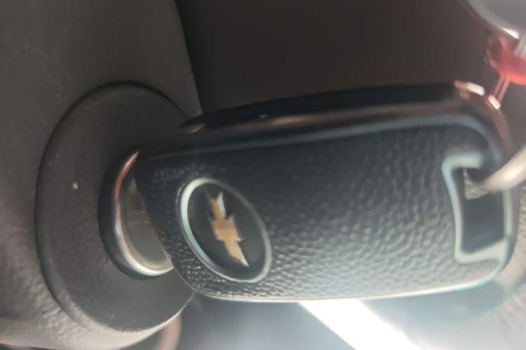 Used Chevrolet Cruze 2011 1.6L SL MT Vehicle Key