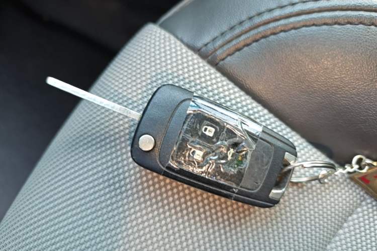 Used Chevrolet Cruze 2011 1.8L SE Automatic Vehicle Key