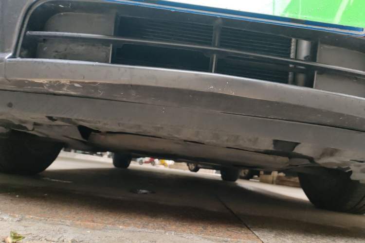 Used Chevrolet Cruze 2011 1.6L SE MT Transformers Edition Chassis Front