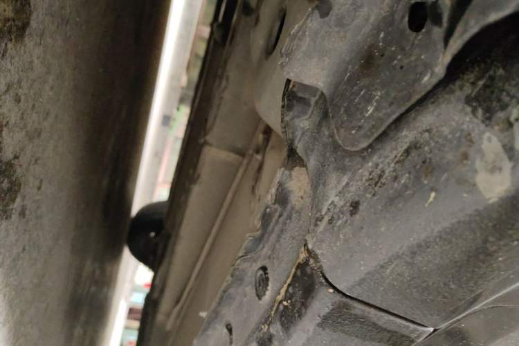 Used Chevrolet Cruze 2011 1.6L SE MT Transformers Edition Chassis Front Left
