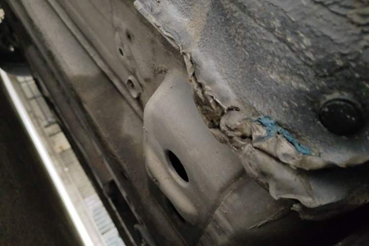 Used Chevrolet Cruze 2011 1.6L SE MT Transformers Edition Chassis Front Right