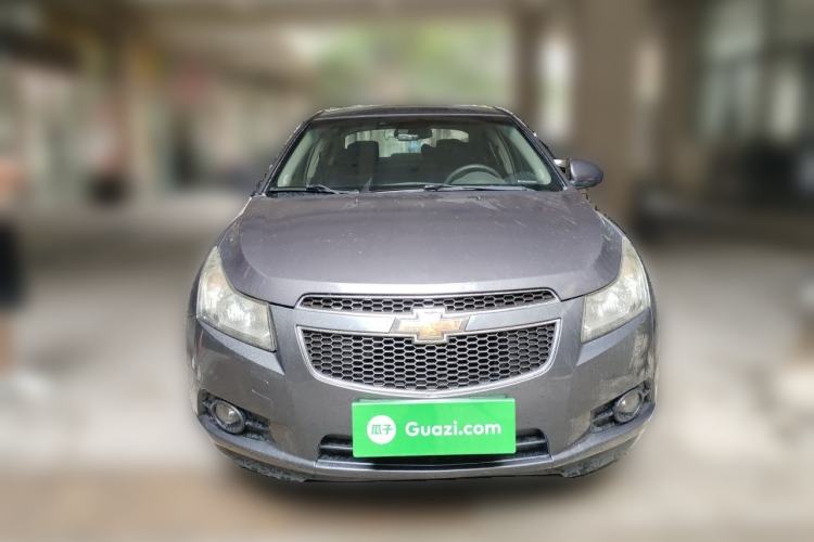Used Chevrolet Cruze 2011 1.6L SE MT Transformers Edition Front
