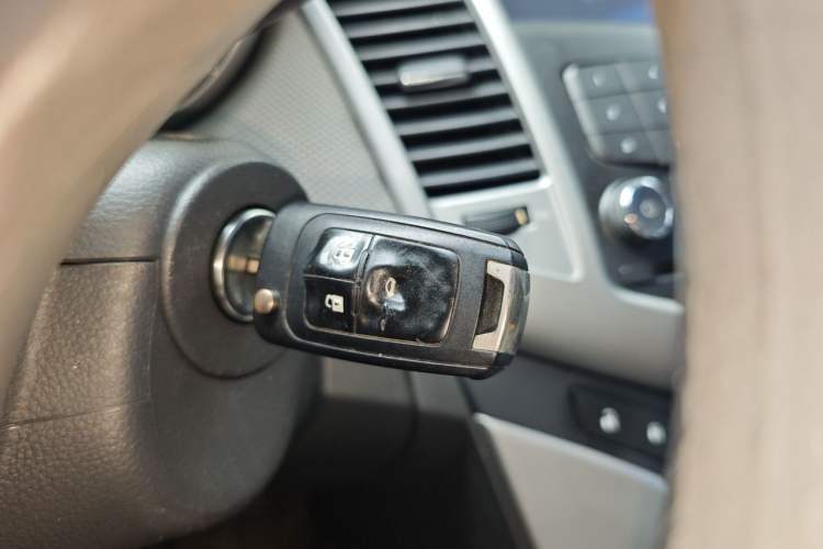 Used Chevrolet Cruze 2011 1.8L SE Automatic Vehicle Key