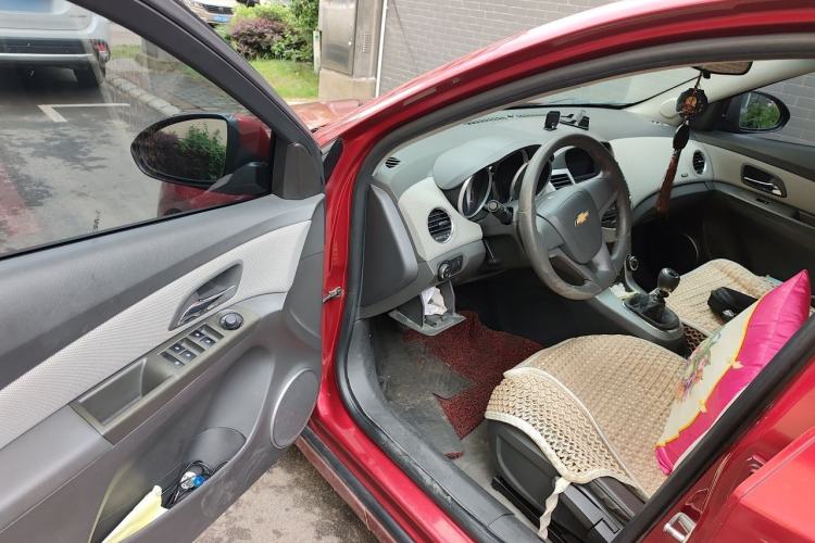 Used Chevrolet Cruze 2011 1.6T SE MT Driver Seat