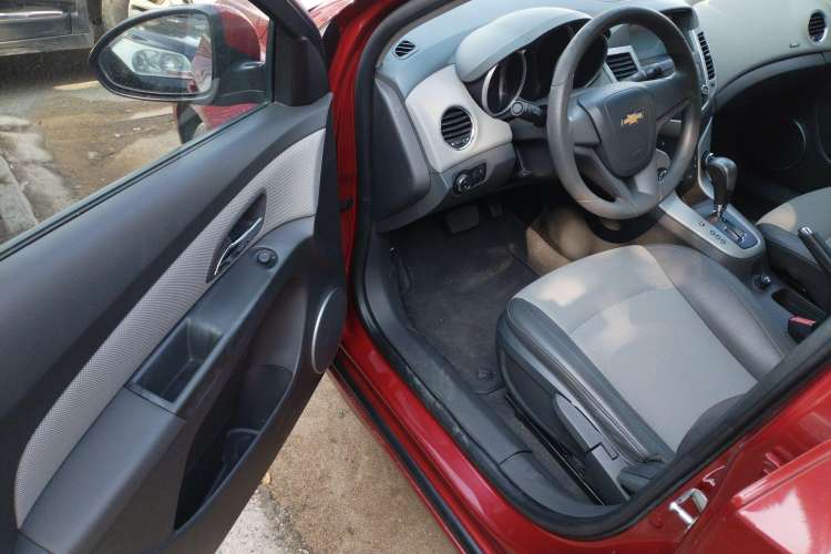 Used Chevrolet Cruze 2011 1.8L SE Automatic Driver Seat