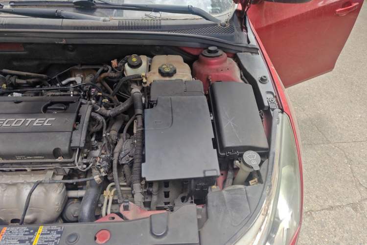 Used Chevrolet Cruze 2011 1.8L SE Automatic Engine Bay Left