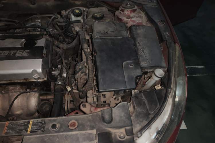 Used Chevrolet Cruze 2011 1.8L SE Automatic Engine Bay Left