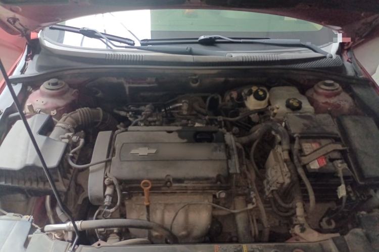 Used Chevrolet Cruze 2011 1.6L SL Grand Touring Edition Automatic Engine Bay