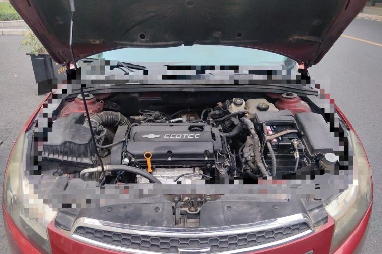 Used Chevrolet Cruze 2011 1.6L SL Grand Touring Edition Automatic Engine Bay