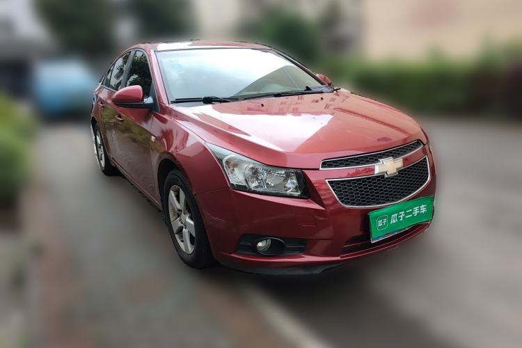 Used Chevrolet Cruze 2011 1.6T SE MT Front Right 45 Deg