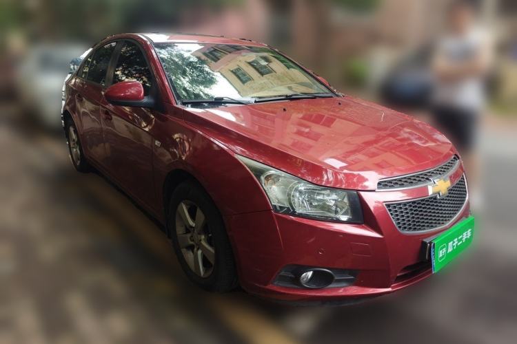 Used Chevrolet Cruze 2011 1.6L SL Grand Touring Edition Automatic Front Right 45 Deg