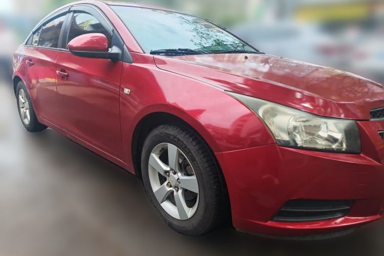 Used Chevrolet Cruze 2011 1.6L SL Grand Touring Edition Automatic Front Right 45 Deg