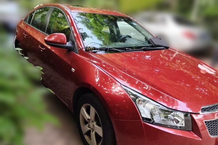 Used Chevrolet Cruze 2011 1.6L SE Automatic Edition – Transformers Version Front Right 45 Deg