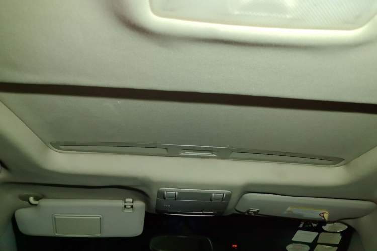 Used Chevrolet Cruze 2011 1.8L SE Automatic Headliner