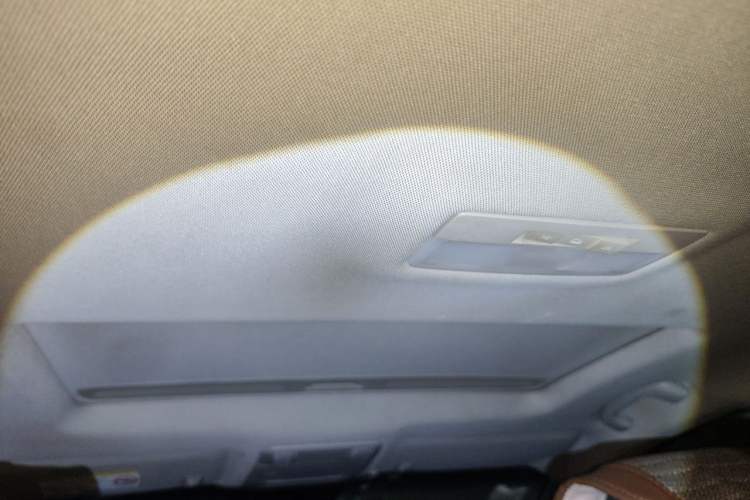 Used Chevrolet Cruze 2011 1.8L SE Automatic Headliner