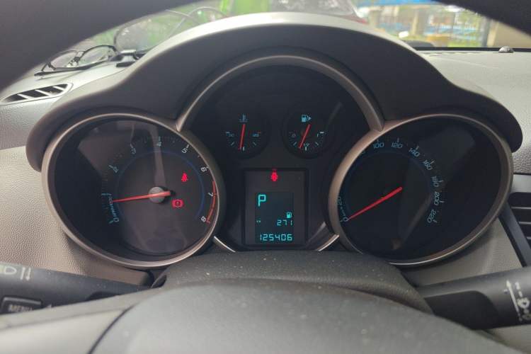 Used Chevrolet Cruze 2011 1.6L SL Grand Touring Edition Automatic Instrument Cluster