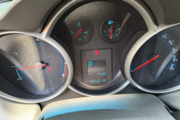 Used Chevrolet Cruze 2011 1.6L SE Automatic Instrument Cluster