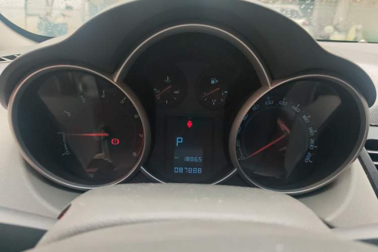 Used Chevrolet Cruze 2011 1.6L SL Grand Touring Edition Automatic Instrument Cluster