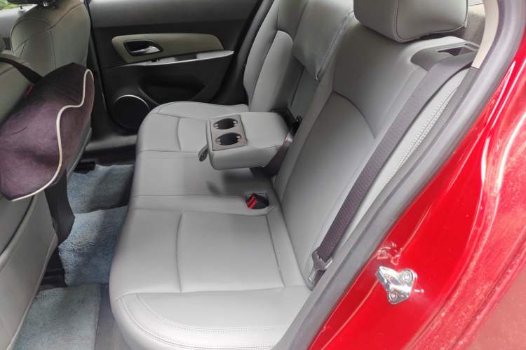 Used Chevrolet Cruze 2011 1.8L SE Automatic Left Rear Seat