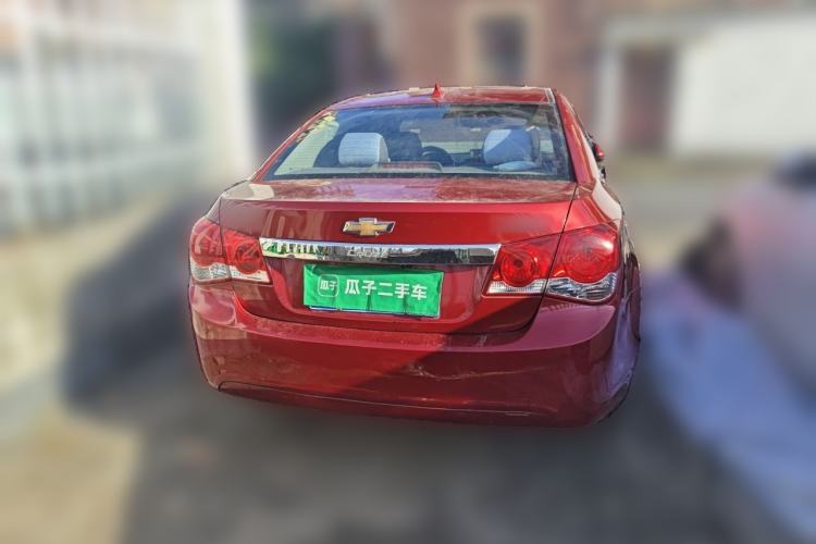 Used Chevrolet Cruze 2011 1.6L SE MT Transformers Edition Rear