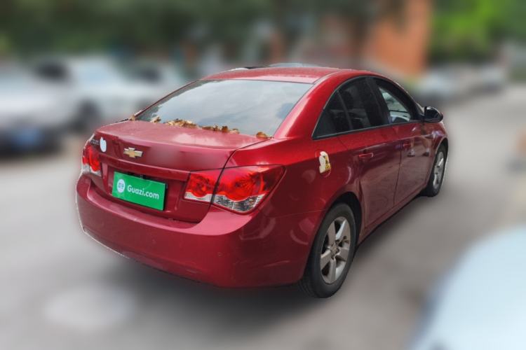 Used Chevrolet Cruze 2011 1.6L SE MT Transformers Edition Rear Right 45 Deg