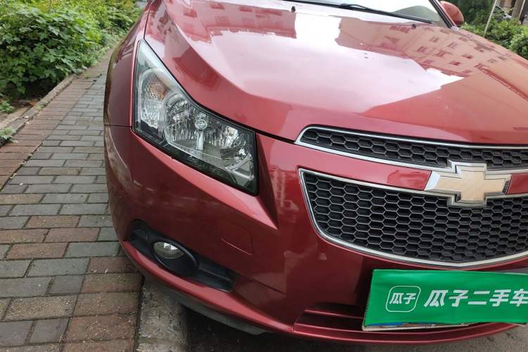 Used Chevrolet Cruze 2011 1.6T SE MT Right Front Headlight