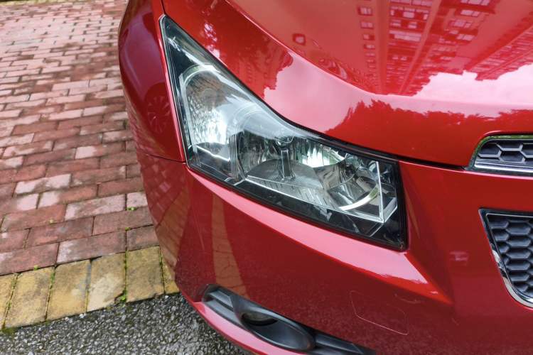 Used Chevrolet Cruze 2011 1.8L SE Automatic Right Front Headlight