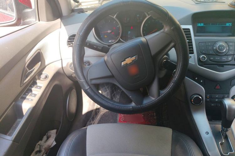 Used Chevrolet Cruze 2011 1.8L SE Automatic Steering Wheel